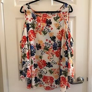 Plus Size Floral Blouse